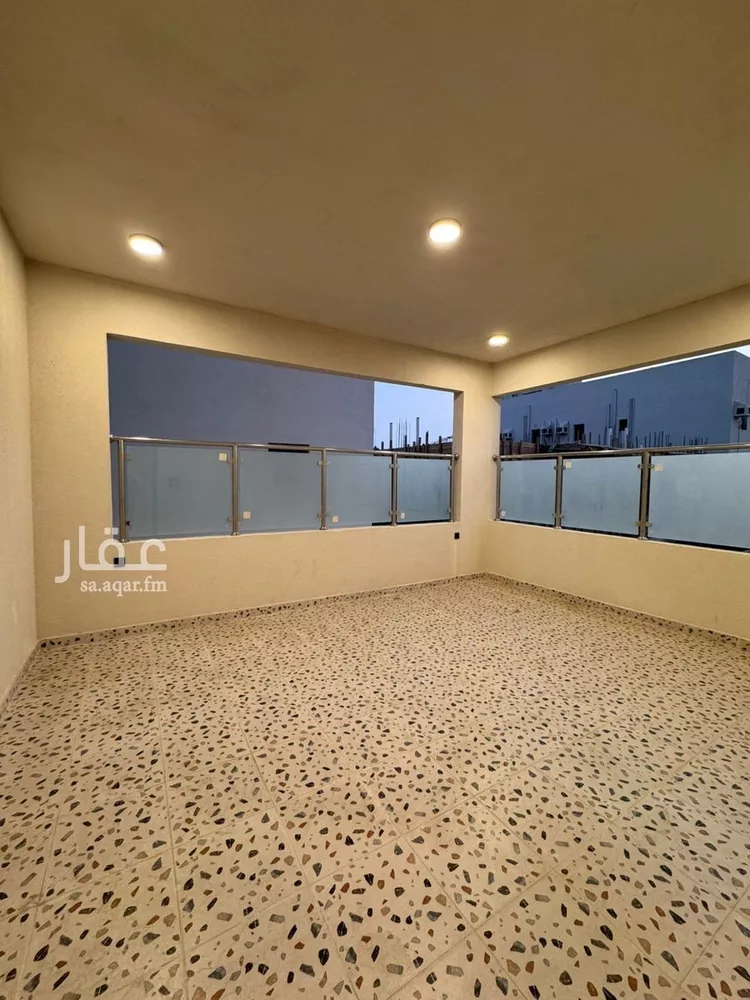 Floor for Sale in Jazan As Safaa 14