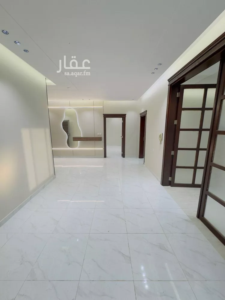 شقة للبيع في شارع شارع أم المؤمنين صفية, حي الرحاب 1, مدينة جازان, منطقة جازان صورة 5