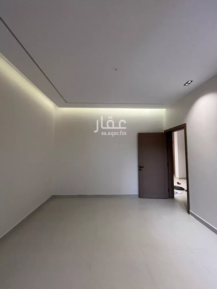 فيلا للبيع في شارع ابي علي الفارسي, حي السويس 1, مدينة جازان, منطقة جازان صورة 5