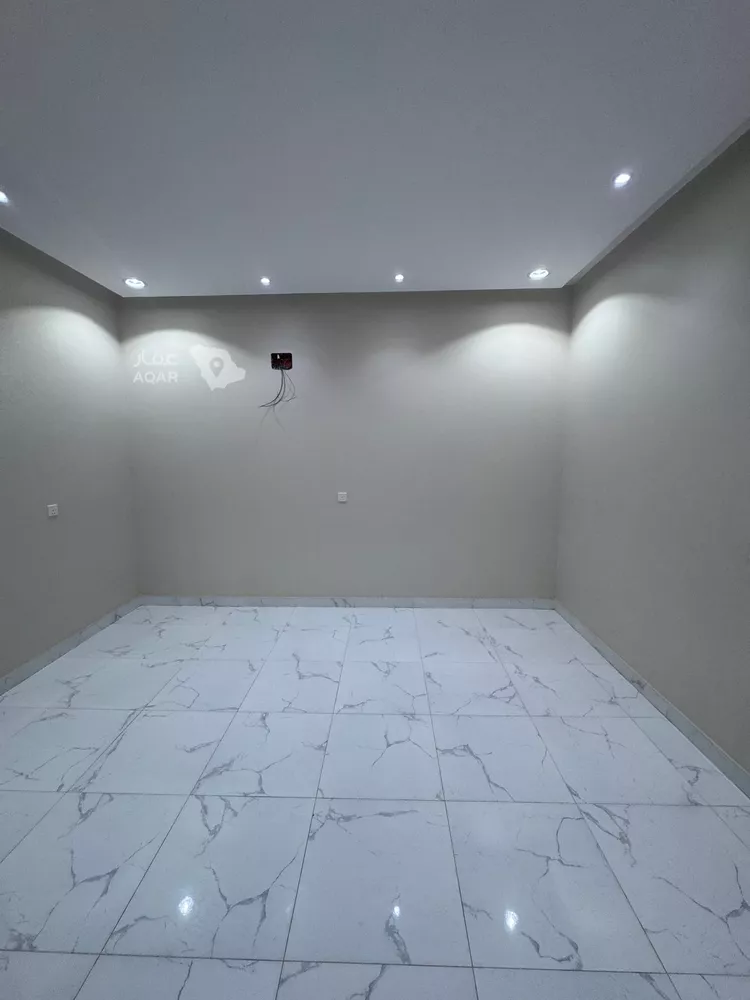 Villa for Sale in Abu `Arish Al Aseelh 15