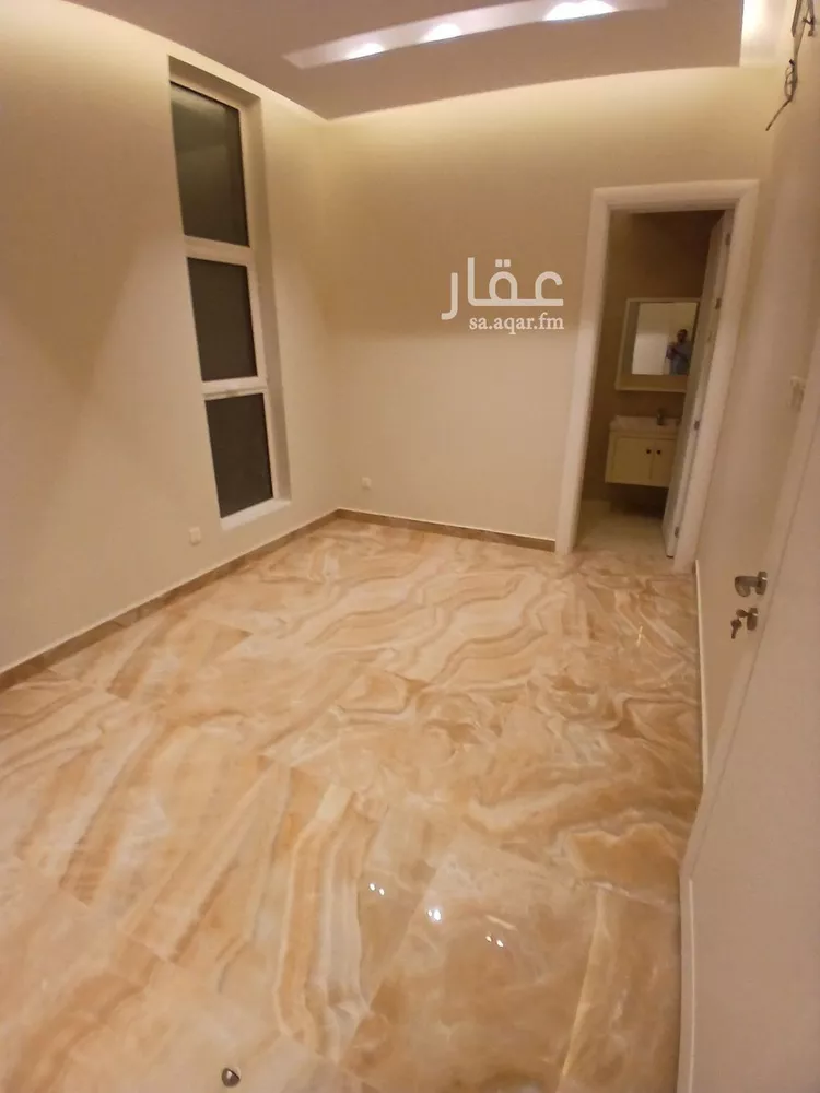 فيلا للإيجار في شارع الحسن بن محمد الزعفراني, حي القيروان, مدينة الرياض, منطقة الرياض