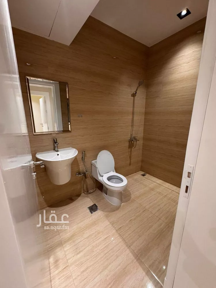شقة للإيجار في شارع عبدالخالق الهاشمي, حي الروضة, مدينة الرياض, منطقة الرياض