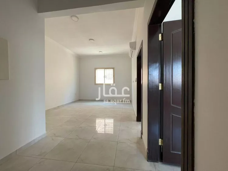 فيلا للإيجار في شارع الحسن بن محمد الزعفراني, حي القيروان, مدينة الرياض, منطقة الرياض صورة 2