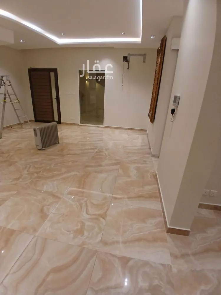 فيلا للإيجار في شارع الحسن بن محمد الزعفراني, حي القيروان, مدينة الرياض, منطقة الرياض صورة 4