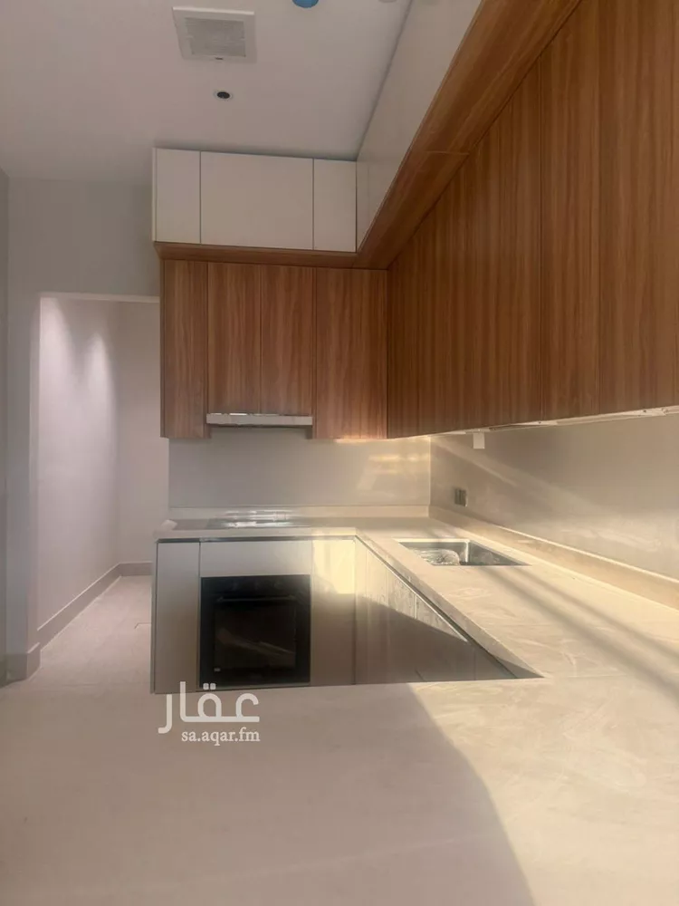 شقة للإيجار في شارع عبدالخالق الهاشمي, حي الروضة, مدينة الرياض, منطقة الرياض صورة 3