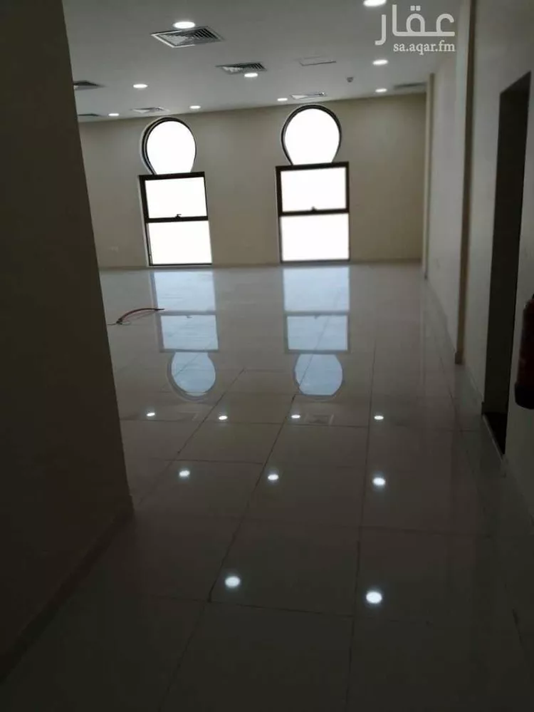 مكتب تجاري للإيجار في حي الشاطئ الشرقي ، الدمام ، الدمام صورة 4