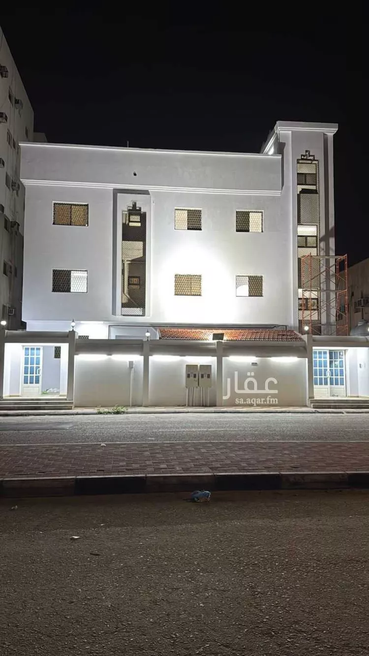 Building for Rent in Dammam Al Mazruiyah