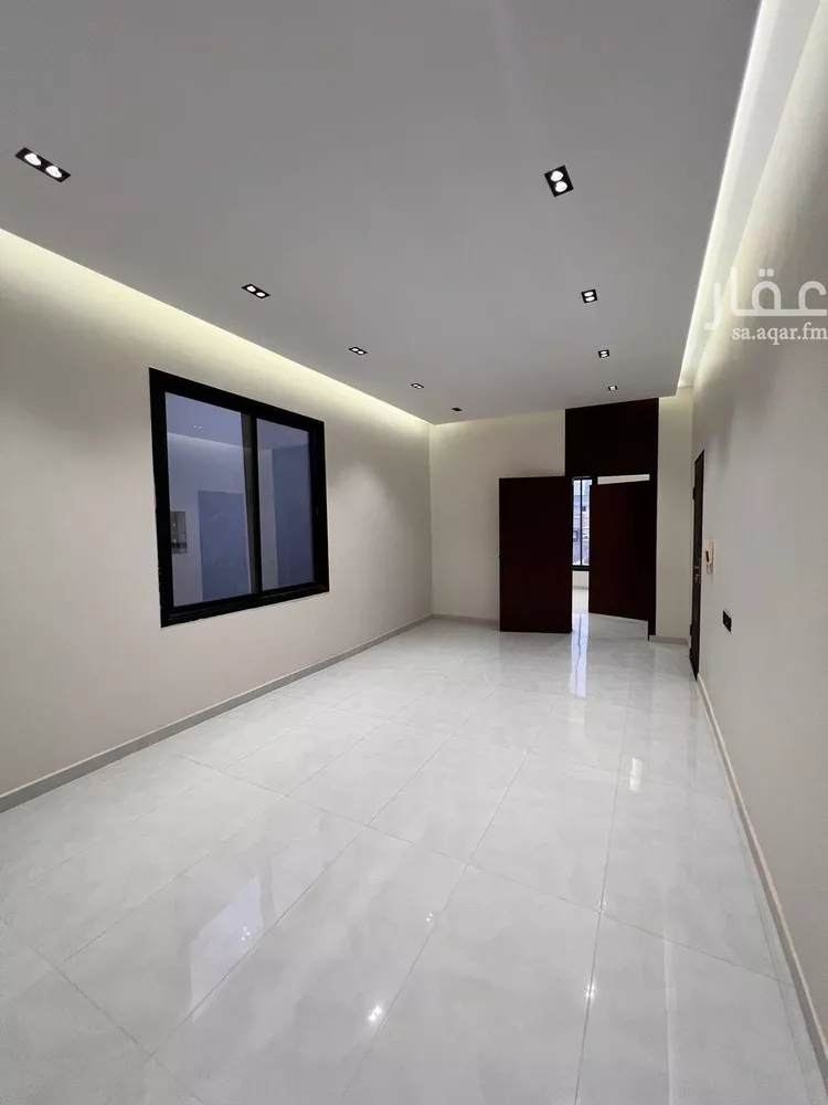 دور للبيع في شارع عمر بن سعيد, حي البيان, مدينة الرياض, منطقة الرياض 8