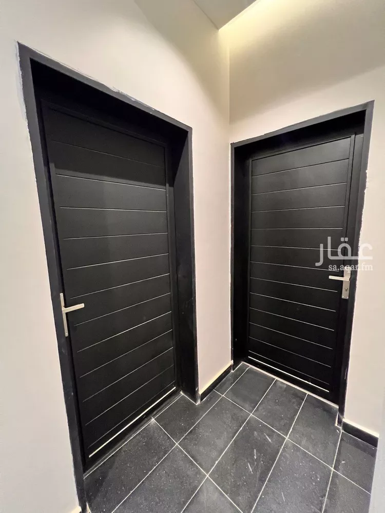 دور للبيع في شارع عمر بن سعيد, حي البيان, مدينة الرياض, منطقة الرياض صورة 4