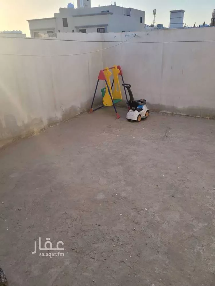 شقة للبيع في شارع بهاء الدين بن شداد, حي النور, مدينة الدمام, المنطقة الشرقية صورة 3