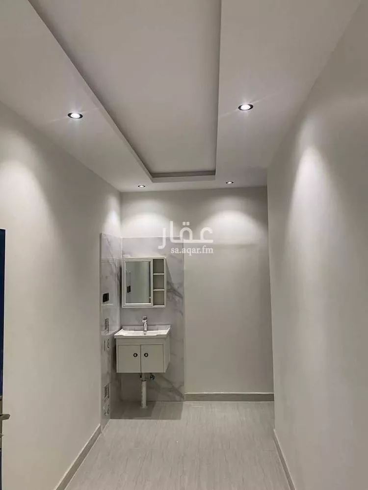 شقة للإيجار في شارع طريق الملك عبدالله, حي العرق الشمالي, مدينة خميس مشيط, منطقة عسير صورة 2