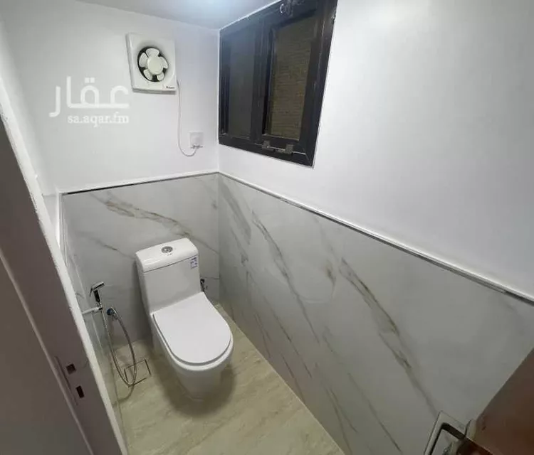 فيلا للإيجار في شارع زيد بن ثابت, حي الدوحة الجنوبية, مدينة الظهران, المنطقة الشرقية صورة 4