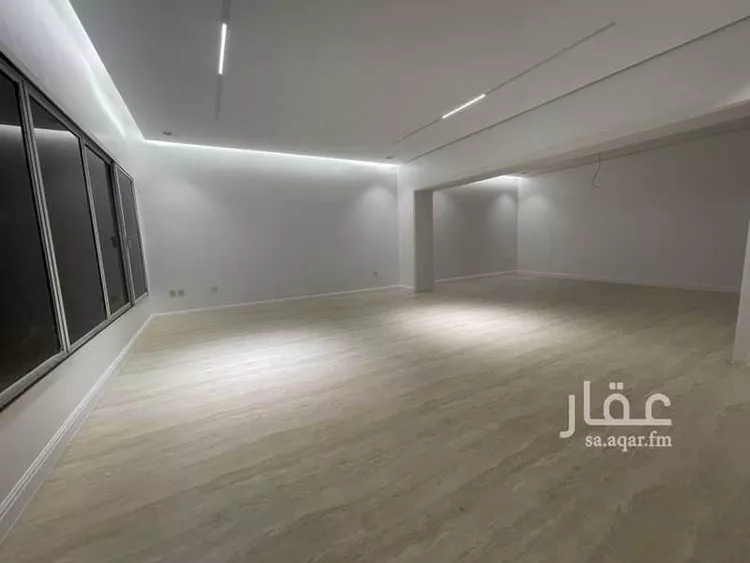 فيلا للإيجار في شارع زيد بن ثابت, حي الدوحة الجنوبية, مدينة الظهران, المنطقة الشرقية 1 صورة