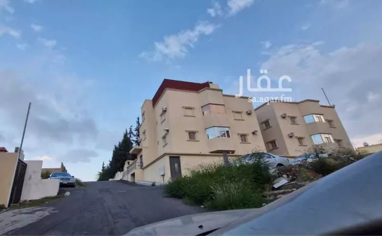 عمارة للبيع في شارع النباوة, حي السلام, مدينة ابها, منطقة عسير صورة 3