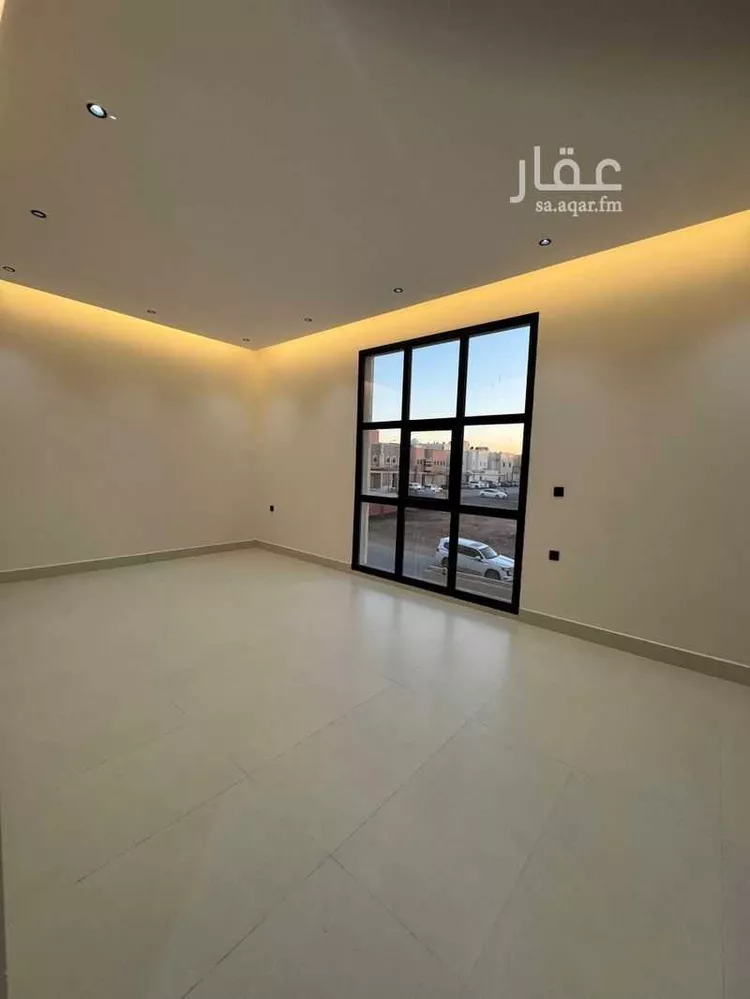 Floor for Sale in Riyadh King Faisal 13