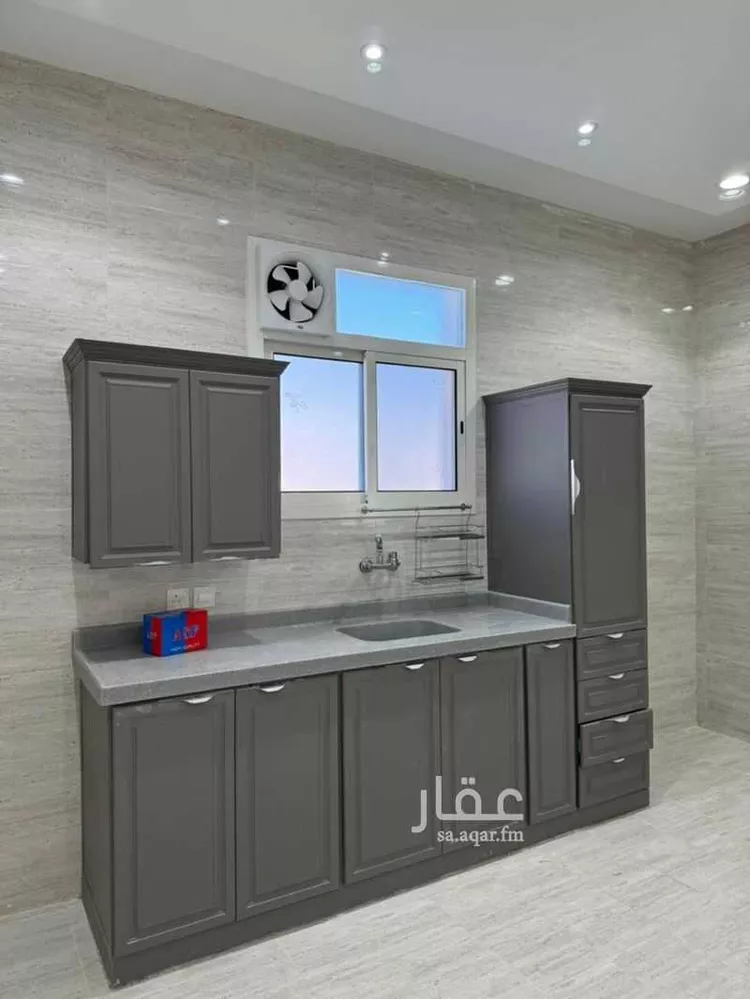 عمارة للإيجار في شارع سليمان بن عبد الملك بن مروان, حي طويق, مدينة الرياض, منطقة الرياض 7