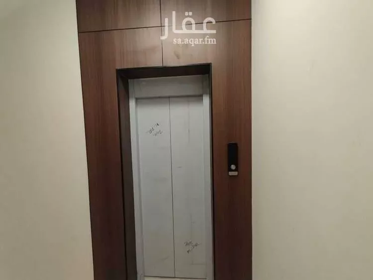 دور للبيع في شارع الأمير منصور بن عبدالعزيز, حي العليا, مدينة الرياض, منطقة الرياض صورة 4