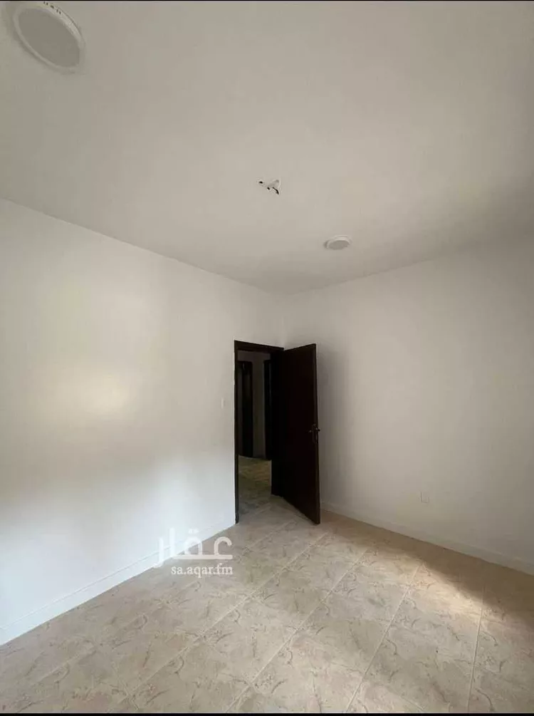 عمارة للبيع في شارع العشرون, حي الخبرالشمالية, مدينة الخبر, المنطقة الشرقية صورة 5