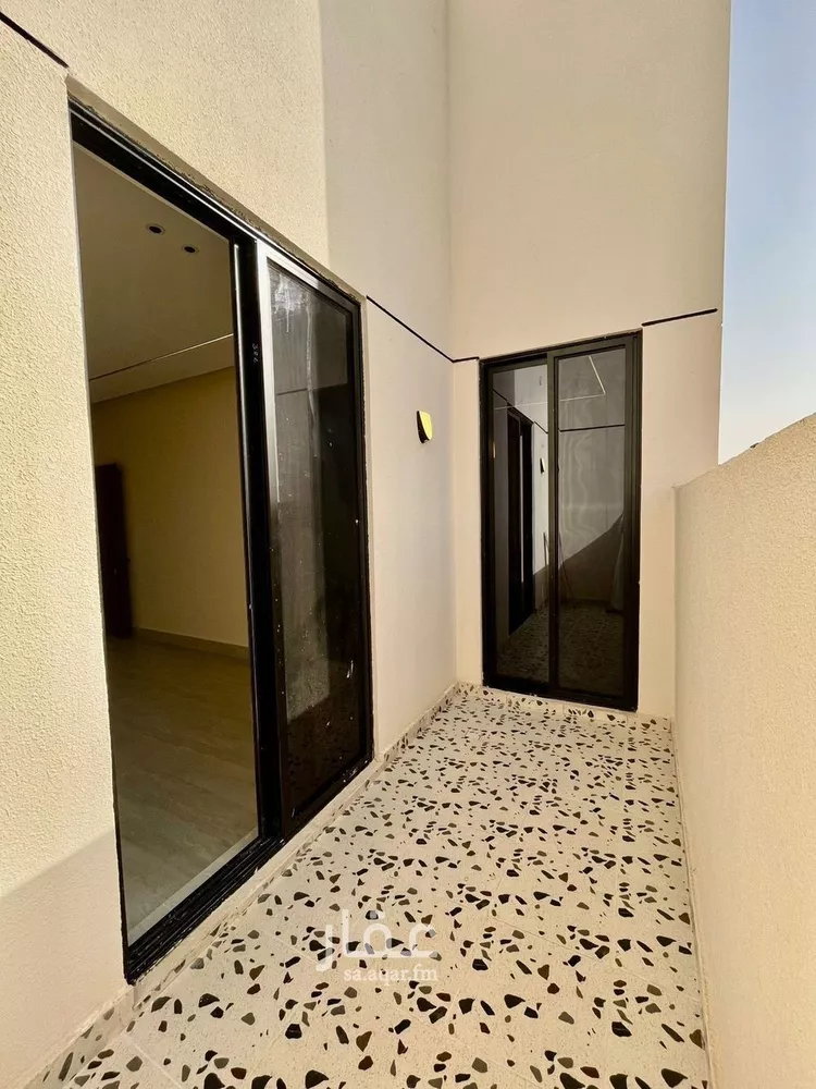 شقة للبيع في شارع بهاء الدين زهير, حي المهدية, مدينة الرياض, منطقة الرياض صورة 5