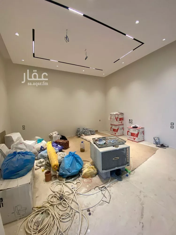 فيلا للبيع في شارع عمر بن عبدالقادر مفتي, حي المهدية, مدينة الرياض, منطقة الرياض صورة 4