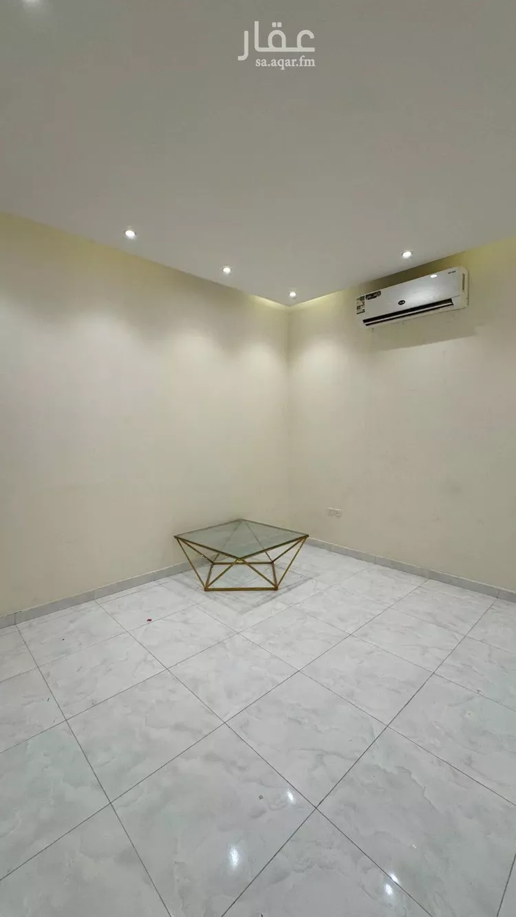 Floor for Rent in Riyadh Dirab