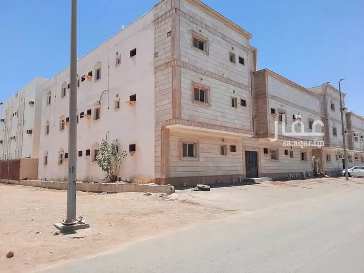عمارة للبيع في شارع ذو الشكوة ابو عبدالرحمن القيني, حي النزهة, مدينة رابغ, منطقة مكة المكرمة صورة 4