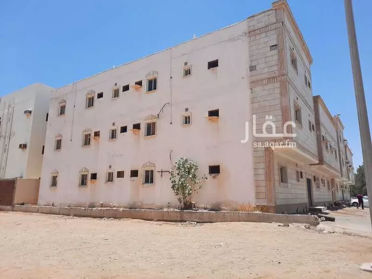 عمارة للبيع في شارع ذو الشكوة ابو عبدالرحمن القيني, حي النزهة, مدينة رابغ, منطقة مكة المكرمة صورة 5