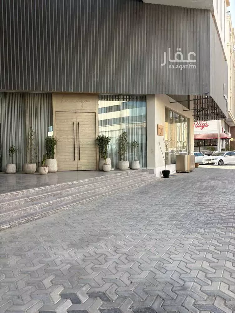 محل للإيجار في شارع 19ب, حي العليا, مدينة الخبر, المنطقة الشرقية