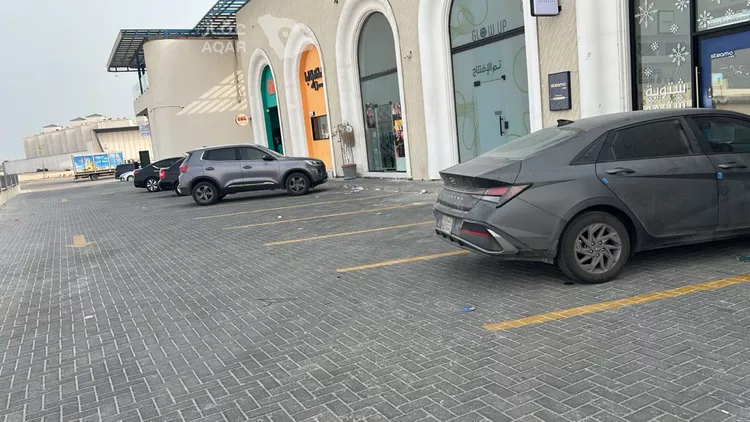 Shop for Rent in Al Khobar Al Amwaj صورة 2