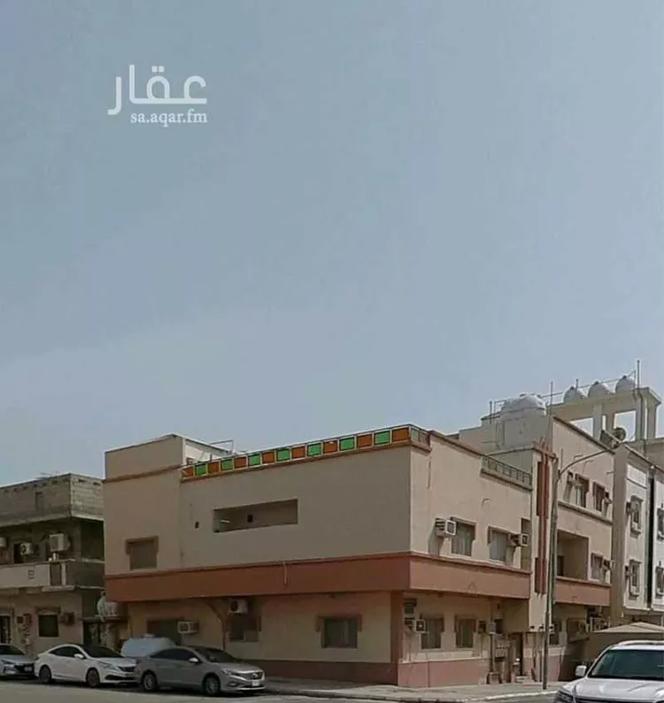 عمارة للبيع في شارع السادس, حي الثقبة, مدينة الخبر, المنطقة الشرقية صورة 4