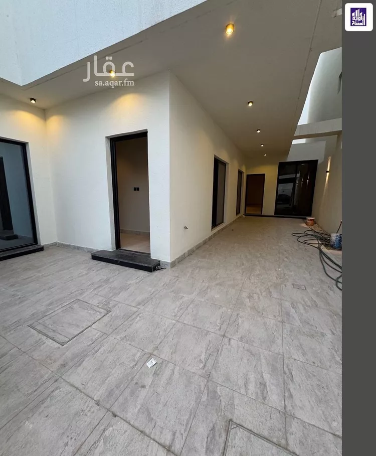 فيلا للبيع في حي الأمواج, مدينة الخبر, المنطقة الشرقية 9