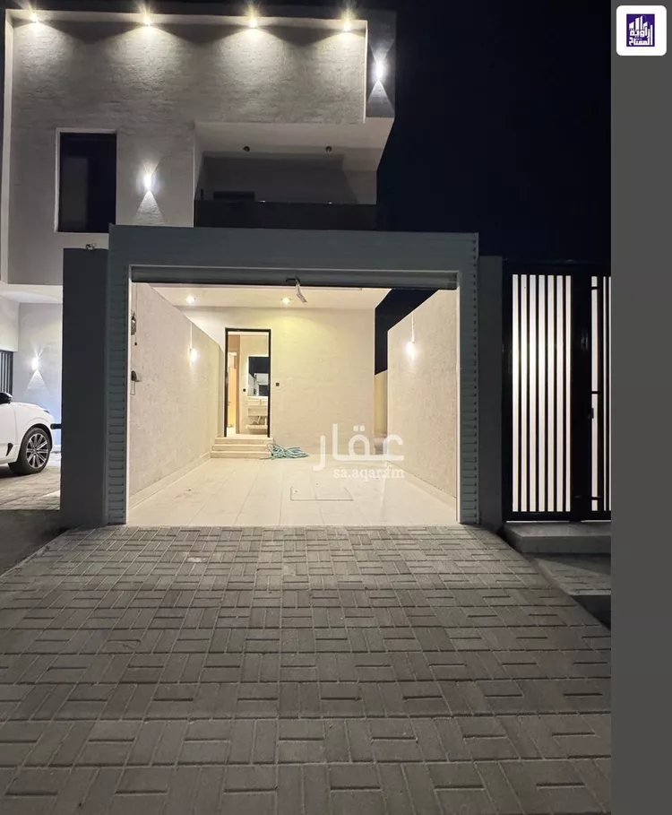 Floor for Sale in Al Khobar Ash Sheraa