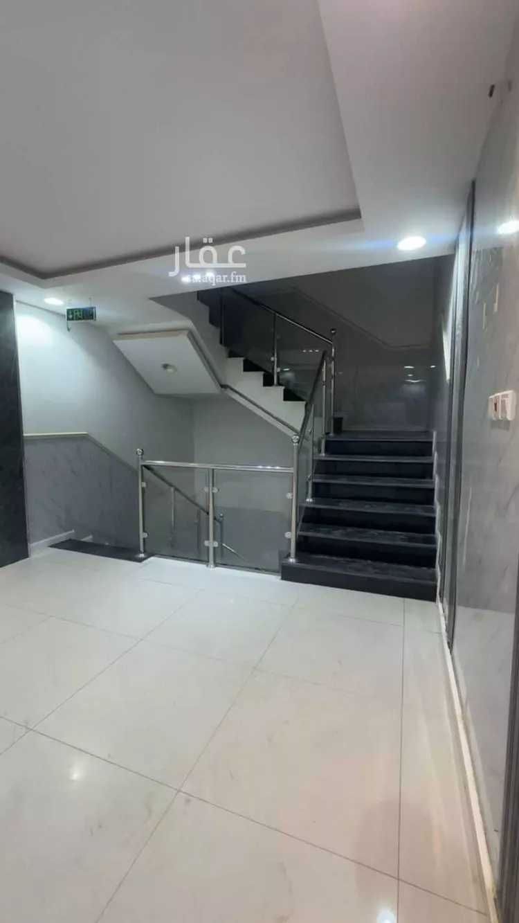 عمارة للإيجار في شارع طريق الامام سعود بن فيصل الفرعي, حي العقيق, مدينة الرياض, منطقة الرياض صورة 5