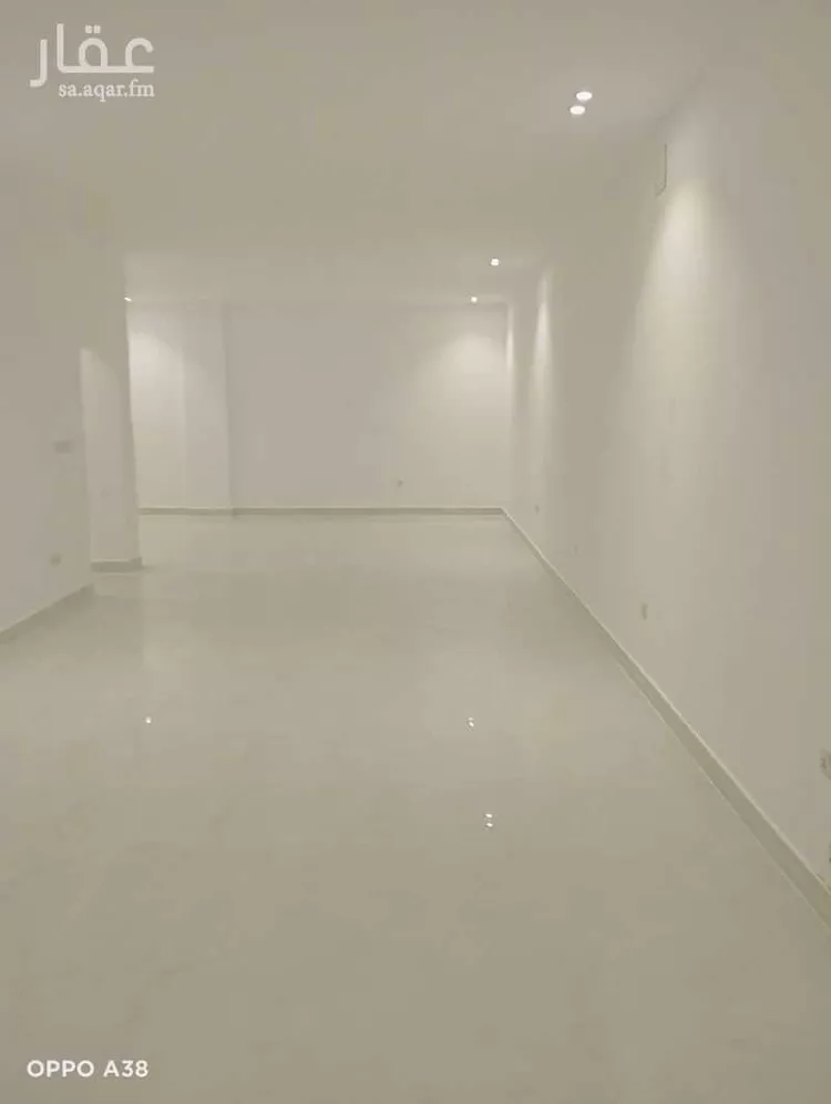 عمارة للإيجار في شارع طريق الامام سعود بن فيصل الفرعي, حي العقيق, مدينة الرياض, منطقة الرياض صورة 2