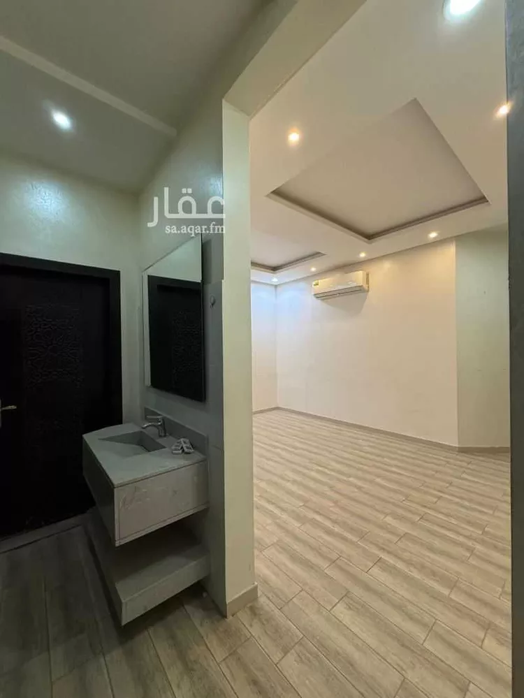 دور للبيع في شارع ابي العباس, حي العارض, مدينة الرياض, منطقة الرياض صورة 3