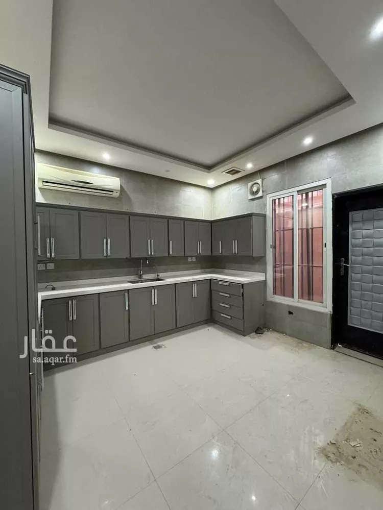 دور للبيع في شارع ابي العباس, حي العارض, مدينة الرياض, منطقة الرياض صورة 5