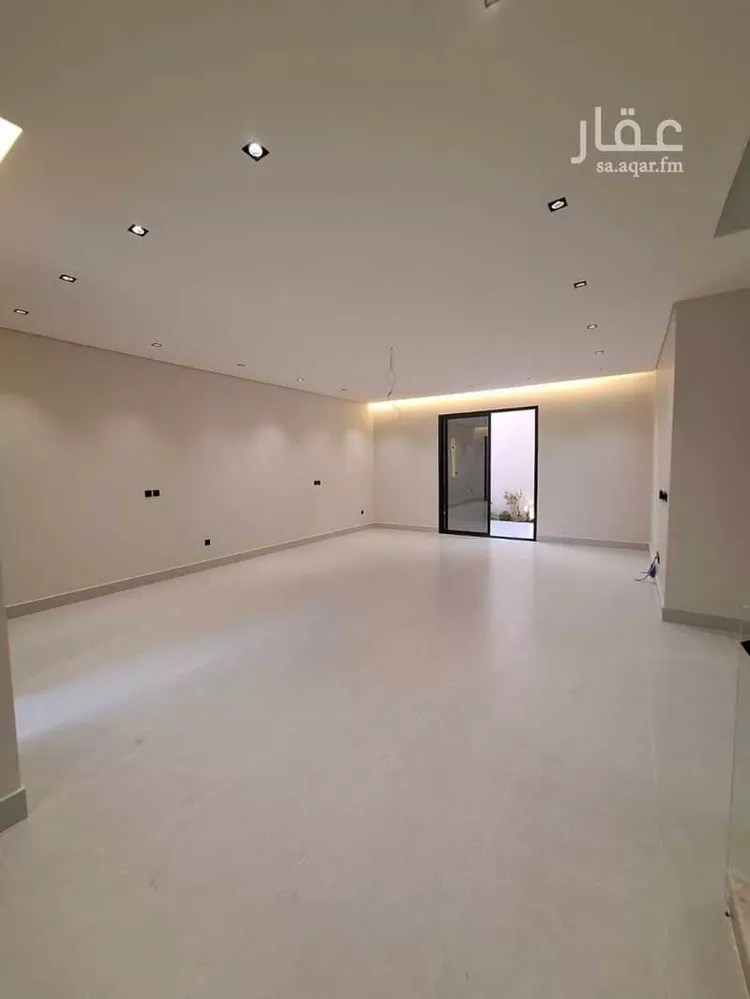فيلا للبيع في شارع رجاء ابن ابي رجاء الباهلي, حي ضاحية الملك فهد, مدينة الدمام, المنطقة الشرقية صورة 2