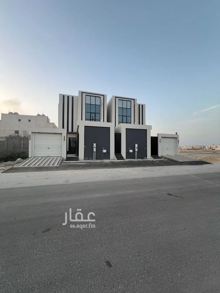 فيلا للبيع في شارع ابو منصور الخطيب, حي ضاحية الملك فهد, مدينة الدمام, المنطقة الشرقية صورة 2