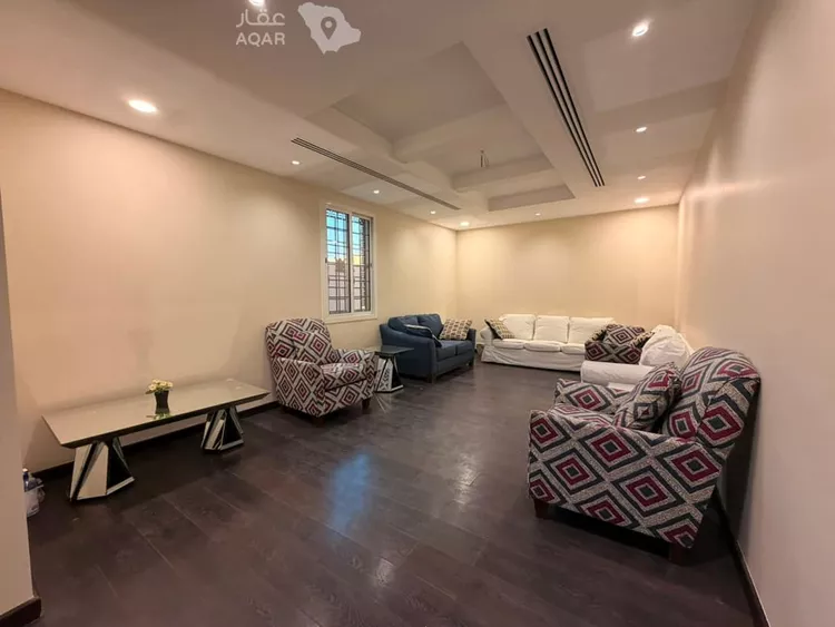 شقة للإيجار في شارع الثامن عشر, حي الريان, مدينة الدمام, المنطقة الشرقية 2