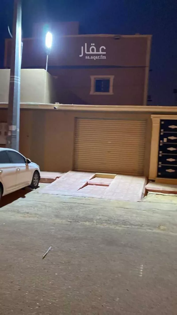 فيلا للبيع في شارع طريق الملك عبدالعزيز, حي طويق, مدينة المزاحمية, منطقة الرياض