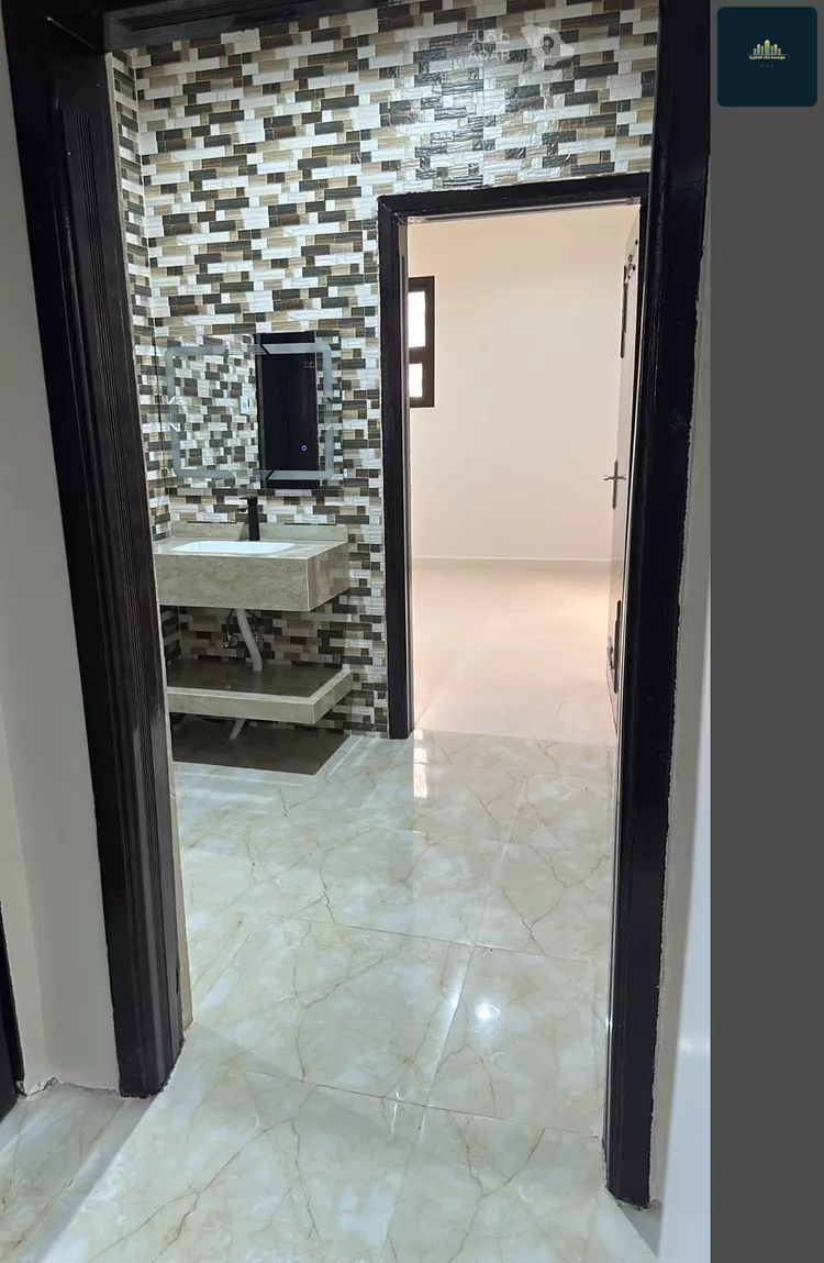 Floor for Rent in Riyadh Al Marwah 10