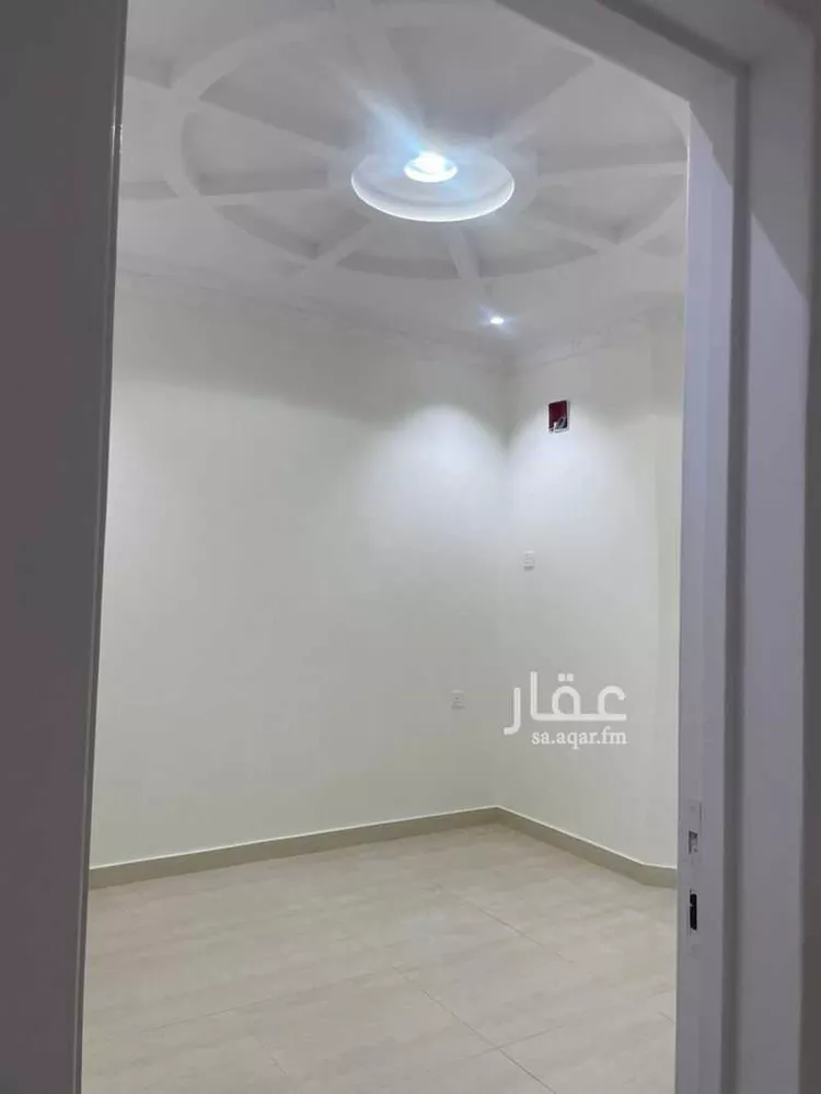Floor for Rent in Riyadh Tuwaiq صورة 3