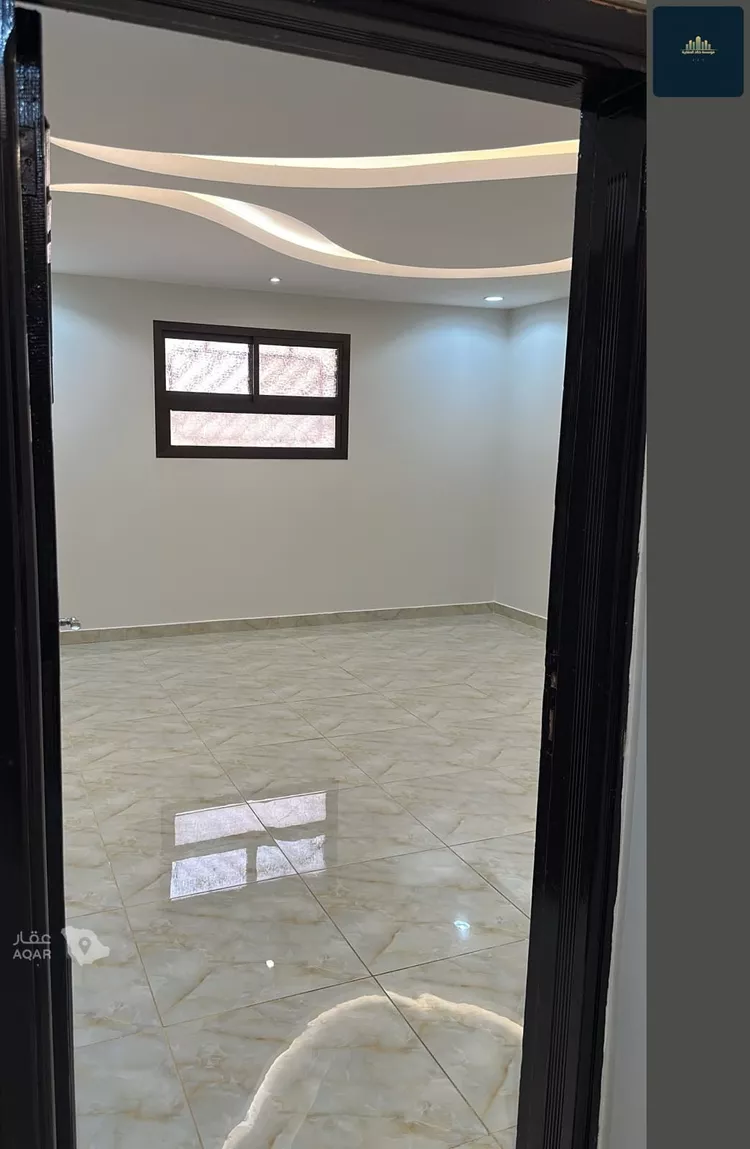 Floor for Rent in Riyadh Al Marwah 11