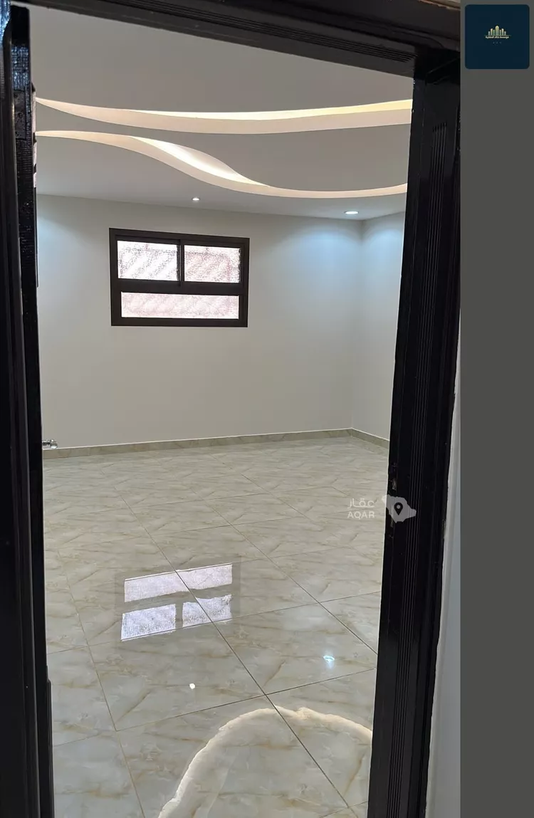 Floor for Rent in Riyadh Al Marwah 9
