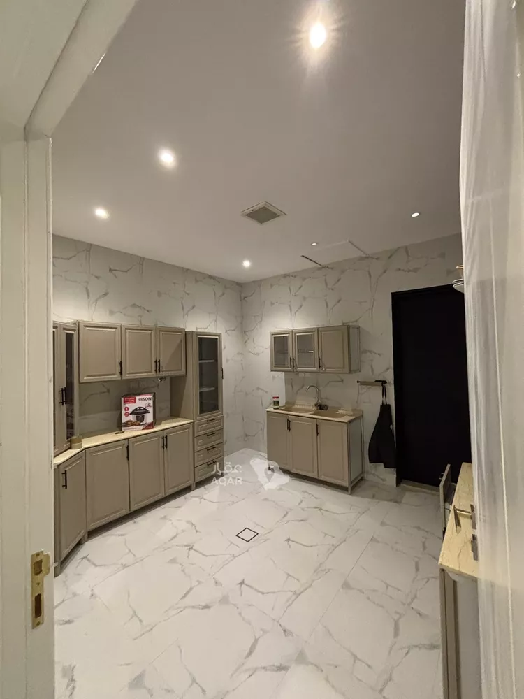 Apartment for Rent in Riyadh Al Arid 4