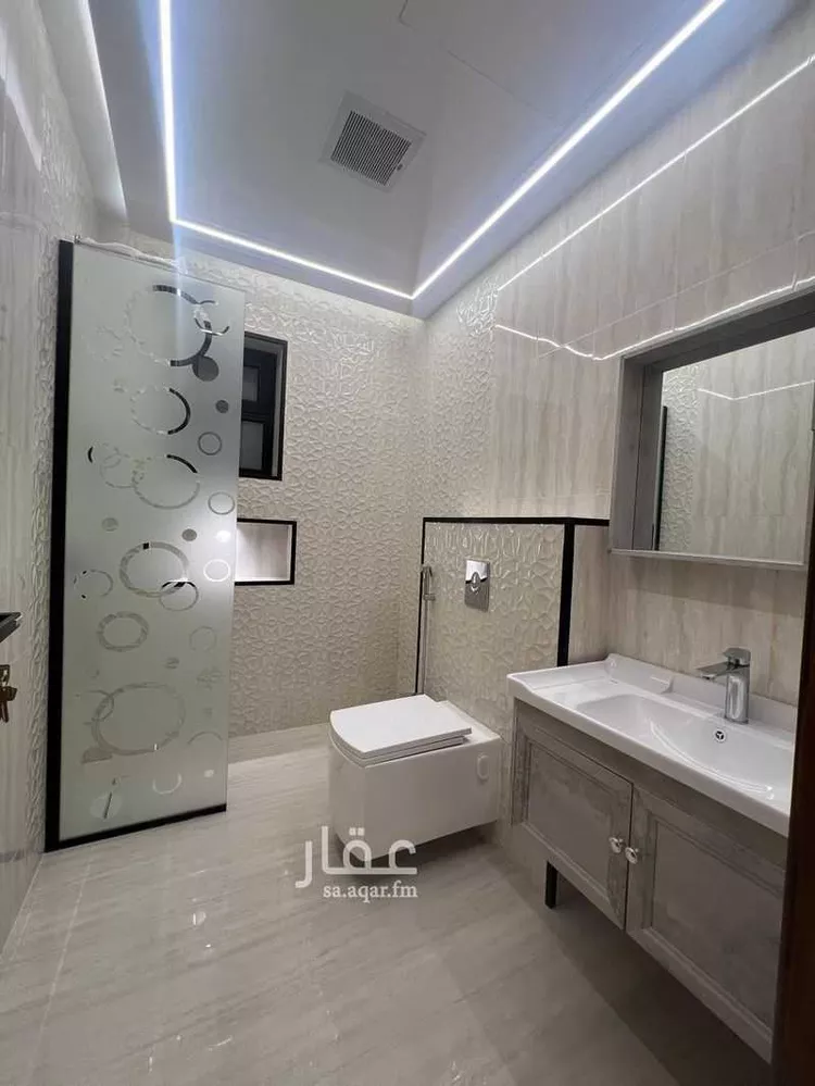 شقة للبيع في حي الحمراء, مدينة الخبر, المنطقة الشرقية 7