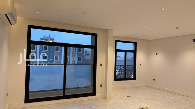 شقة للإيجار في شارع رقم 340, حي الملقا, مدينة الرياض, منطقة الرياض صورة 2