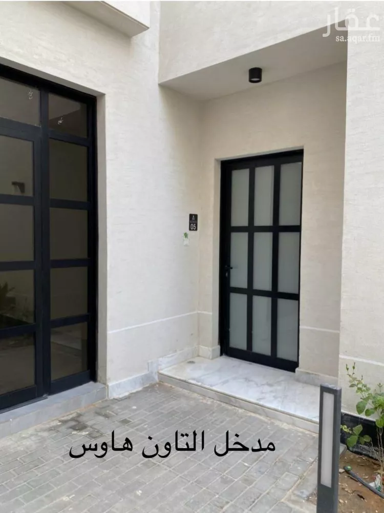 فيلا للإيجار في شارع علي بن أحمد العمري, حي العارض, مدينة الرياض, منطقة الرياض 8