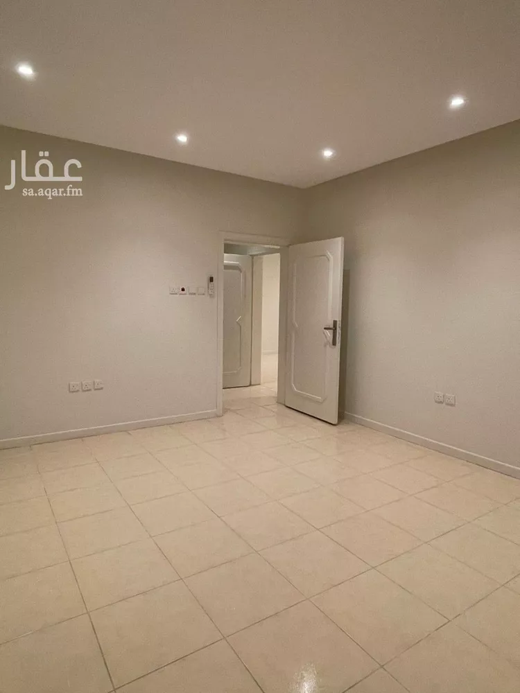 شقة للإيجار في شارع العوالق العليا, حي الملك فيصل, مدينة الرياض, منطقة الرياض 7
