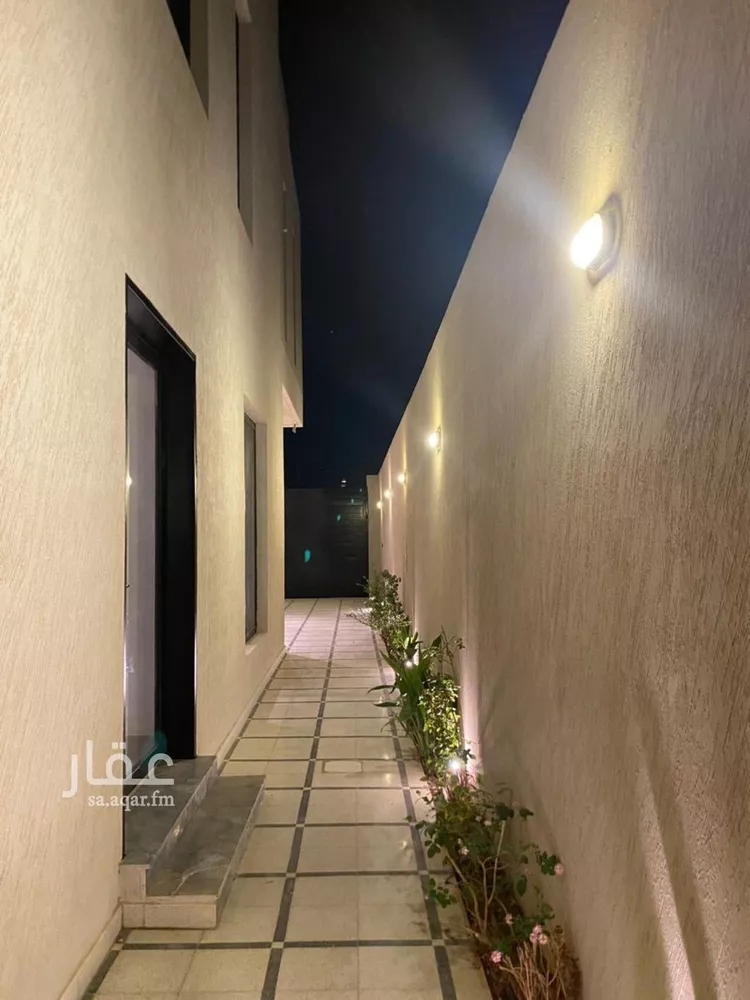 فيلا للبيع في شارع الملك عبدالعزيز ابن عبدالرحمن سعود الفرعي, حي العارض, مدينة الرياض, منطقة الرياض صورة 2